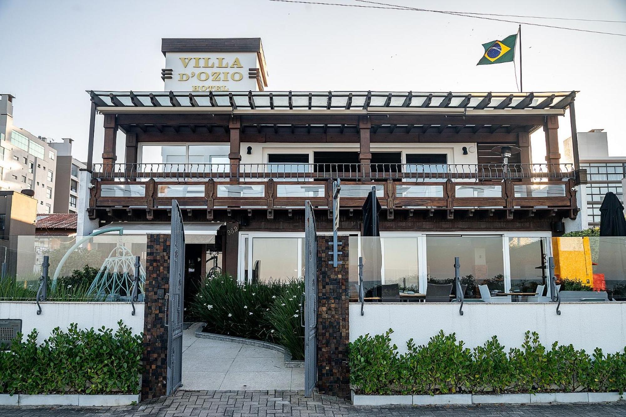 Villa d'Ozio Hotel e Cucina Itajaí Esterno foto